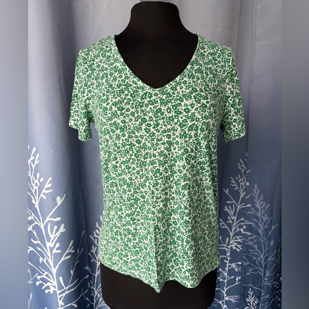 Old Navy Green and White Patterned Short Sleeve Top